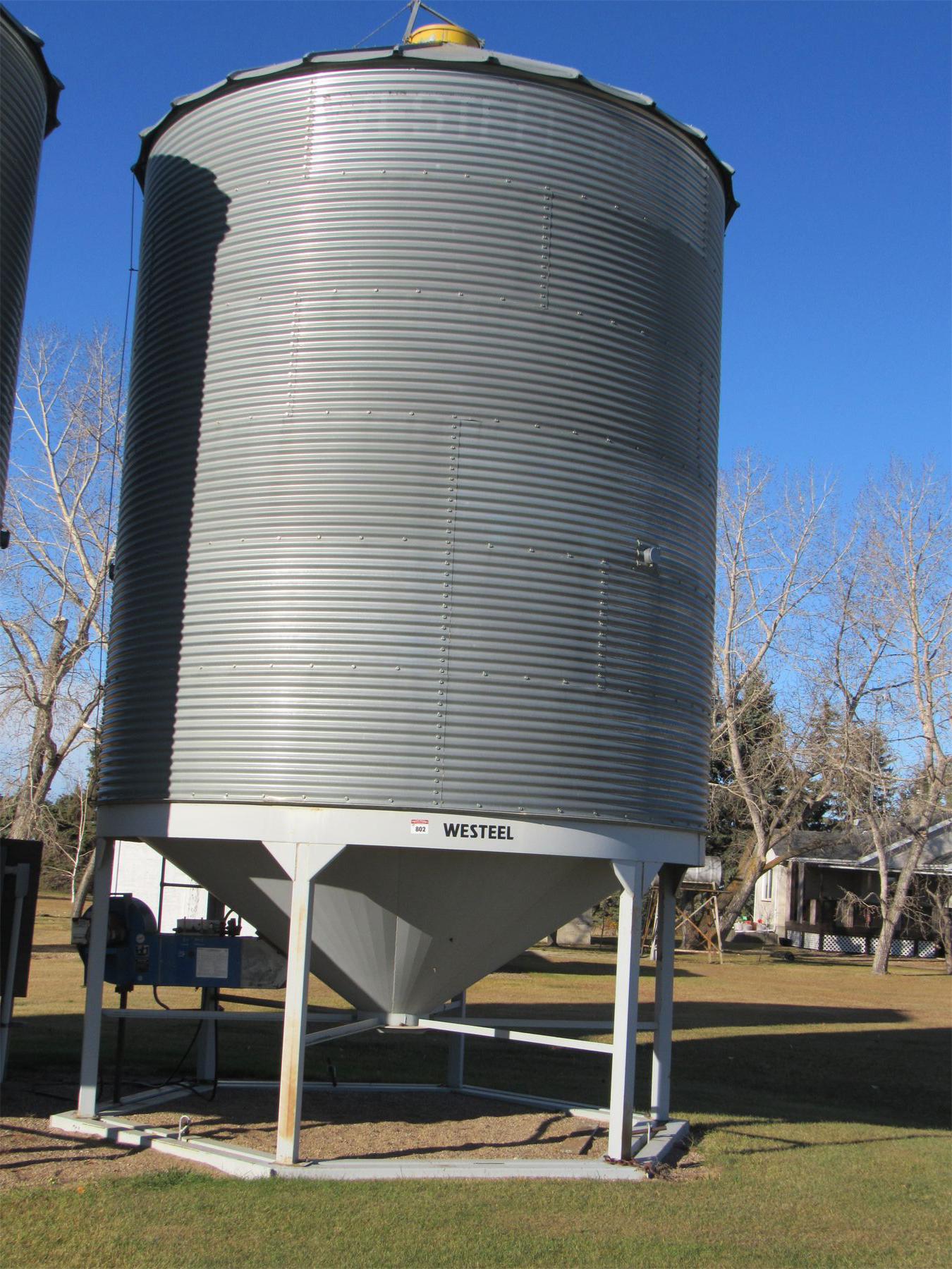 Shell Ring Hopper Westeel Hopper Bin - 6 ring - 14ft diameter - 3HP Motor