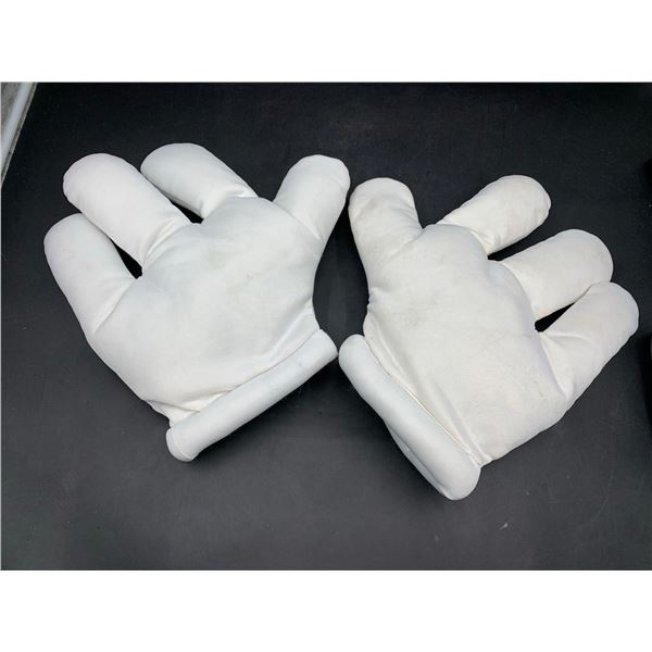 Disney Gloves