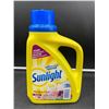 Image 1 : Sunlight Liquid Laundy Detergent (1.47L)
