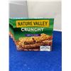 Image 2 : Nature Valley Crunchy Oats n' Honey Granola Bars (6 x 230g)