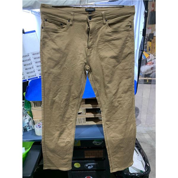 Banana Republic Slimfit Pants (36 x 30)