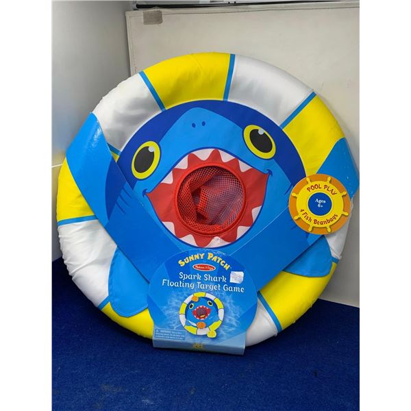 Melissa & Doug Spark Shark Floating Target Game