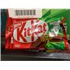 Image 2 : CASE LOT Nestle KitKat Hazelnut Flavor Chocolate Bar 24x41g