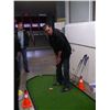 Image 2 : 50 Foot Putting Green complete with base, turf, putters and balls