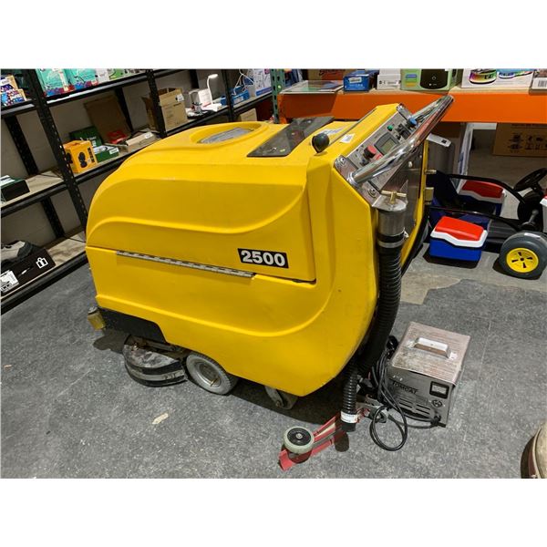 Tomcat 2500 Commercial Floor Washer and Charger