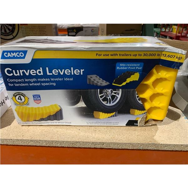 Camco Curved Leveler For Tandem Wheel Spacing
