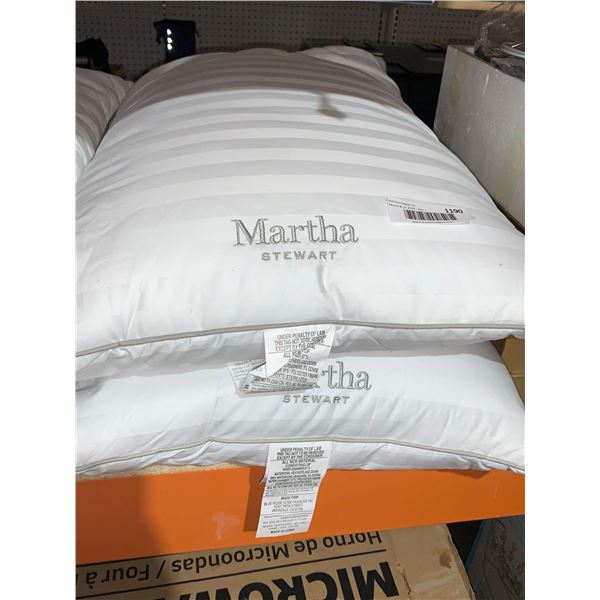 Martha Stewart Lot of 2 Standard Queen 20"x28" Pillows