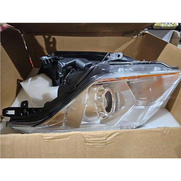 Lot of 2 Two - 2010-2011 Cadillac SRX Headlight Assembly