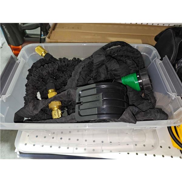 Expanding Garden Hose with Hanging Hook & Spray Nozzle