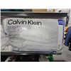 Image 1 : Calvin Klein Pillows - Lot of 2 - Standard Queen Size