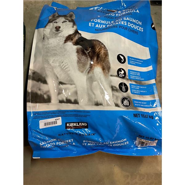 Kirkland Salmon & Sweet Potato Formula Dog Food 15.87kg