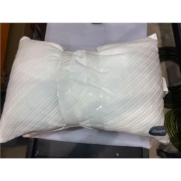 Lot of 2 Beauty Rest Queen Size Pillows