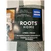 Image 2 : Roots Home 3 Peice Reversible Sherpa Comforter Set Queen Size