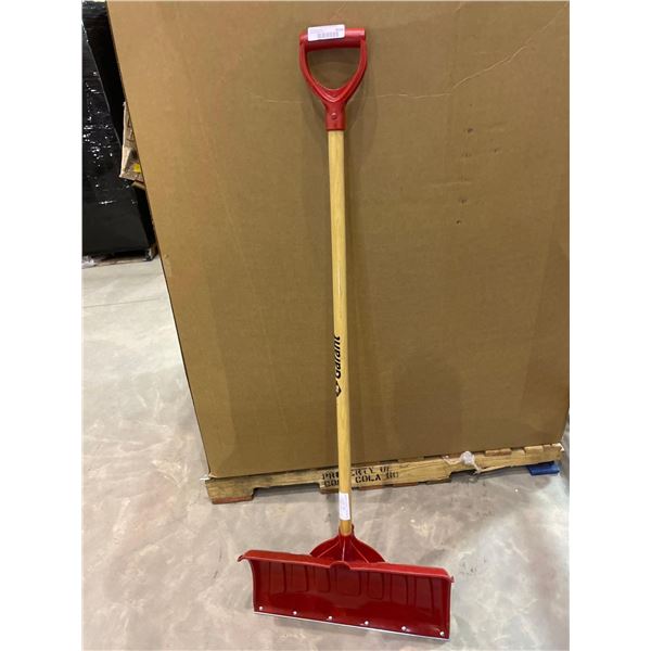 Garant Snow Shovel with Metal Blade Bottom