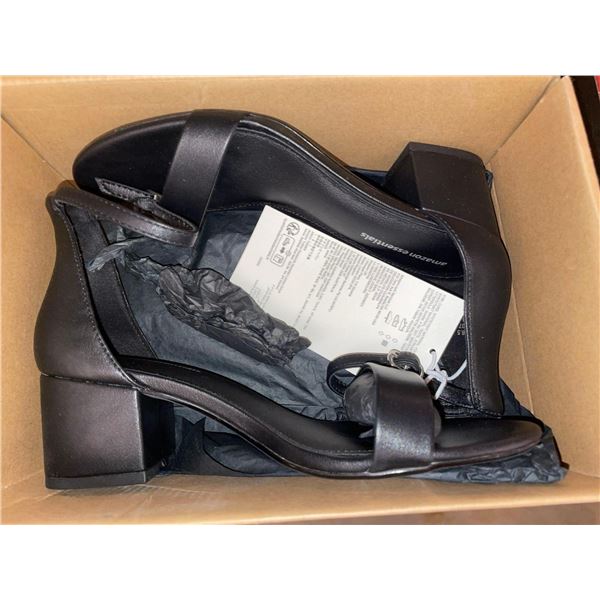 Amazon Essentials Ladies Shoes Size 6.5