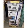Image 2 : Shark Cordless Pet Plus Vacuum