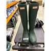 Image 3 : Ladies Hunter Boots Size 8 and Roots Socks 6 Pairs