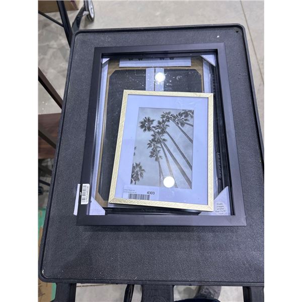 Lot of 3 Picture Frames