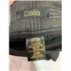 Image 3 : Dalia Ladies Pants Size 4