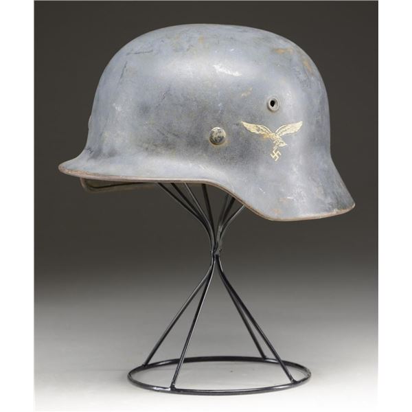 WWII GERMAN M1940 LUFTWAFFE HELMET.