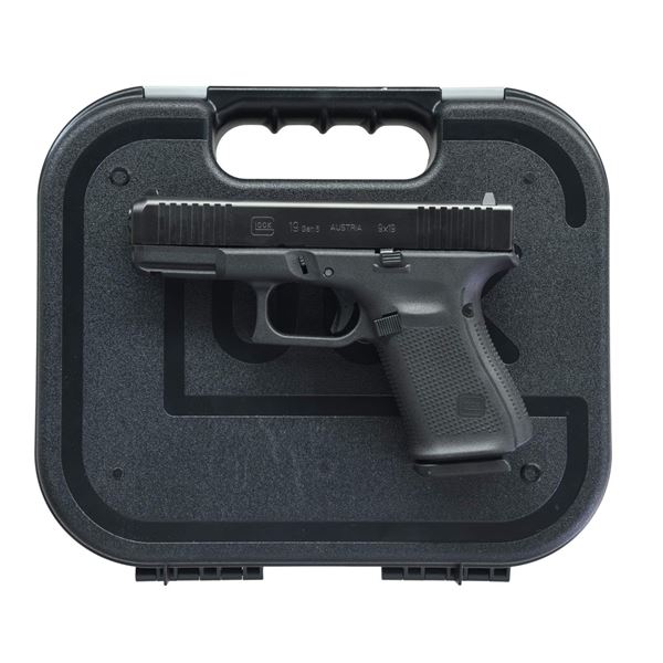 GLOCK 19 GEN5 SEMI AUTO PISTOL.
