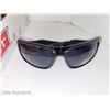 Image 2 : Flat with 14 Pairs of Sunglasses