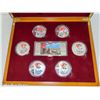 Image 1 : 2009 Boxed Set of 60th Anniversary China Colourized Silver Tokens and Bar