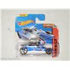 Image 2 : 4 Hot Wheels and 1 Matchbox, Star Wars Dream Van, #32, Custom