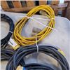 Image 2 : 5 EXTENSION CORDS