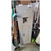 Image 1 : LARGE BREAKER BOX 48 INCH