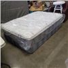 Image 1 : THE BRICK SPRINGWALL HAPPINESS CHIROPRACTIC DOUBLE SIZE MATTRESS AND BOXSPRING