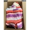 Image 1 : 8 NEW KIDS GAP FLEECE PANTS - VARIOUS SIZES