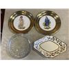 Image 2 : BOX OF COLLECTIBLES - CRYSTAL DISH, ROYAL WINTON, ETC