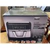 Image 2 : BELLA PRO SERIES 9QT TRI ZONE AIR FRYER, GOOD USED CONDITION