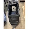 Image 2 : BLACK 3 WHEEL PET STROLLER