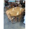 Image 2 : VILLAS MAPLE DINING TABLE W/ 6 DINING CHAIRS AND 2 LEAFS