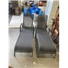 Image 2 : 2 PATIO LOUNGE CHAIRS