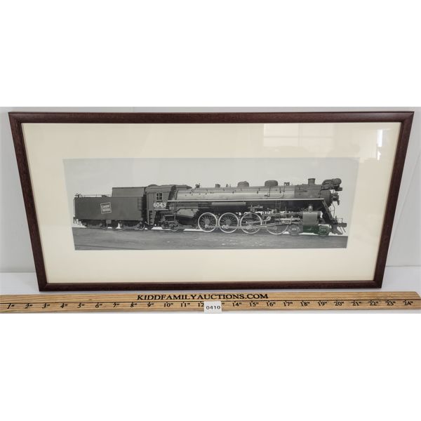 CANADIAN NATIONAL 6043 LOCOMOTIVE - FRAMED PRINT