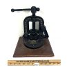 Image 1 : ANTIQUE GALT MALLEABLE IRON VISE