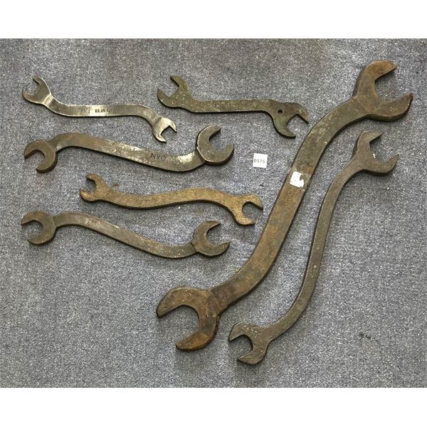 LOT OF 7 - RAILROAD TOOLS - INCL MCR, DEERE, ETC. 