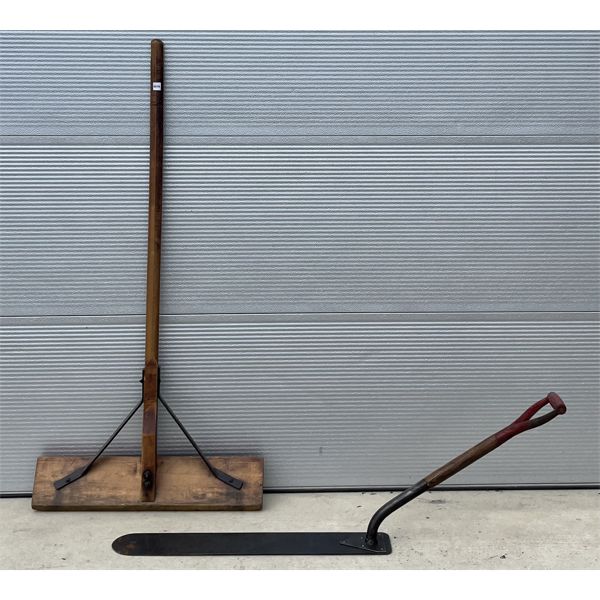 LOT OF 2 - CPR & CNR LEVELLING TOOLS(?)