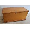 Image 1 : PINE BLANKET BOX