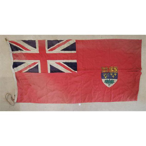 EARLY CANADIAN GREEN LEAF LINEN FLAG