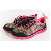 Image 1 : REALTREE SIZE 5 WOMENS SHOES, NOT NEW