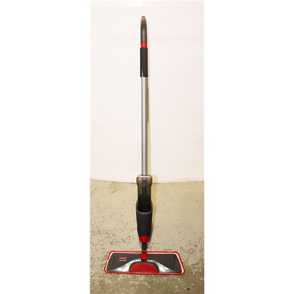 RUBBERMAID FLOOR SWEEPER