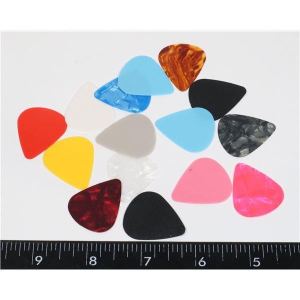 NEW 15 PACK OF GUITAR PICKS