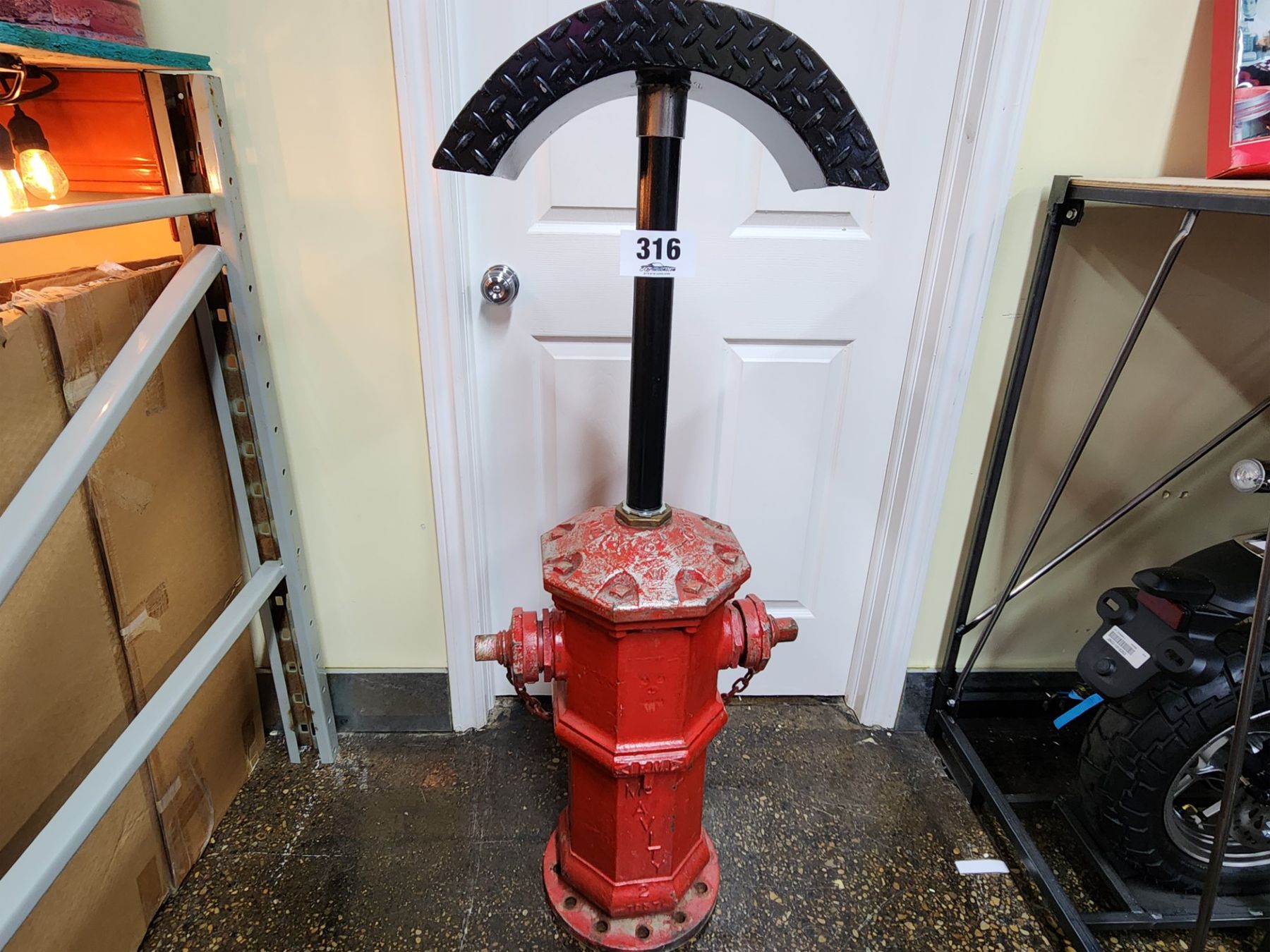 Fire hydrant stand
