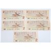 Image 2 : 5 PACKAGE ASSORTMENT OF 1986 $2.00 BILLS