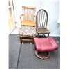 Image 1 : Chairs and Ottomans Cat B