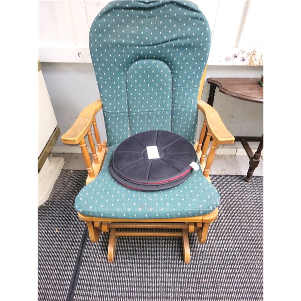 Wood Rocking Chair Cat C